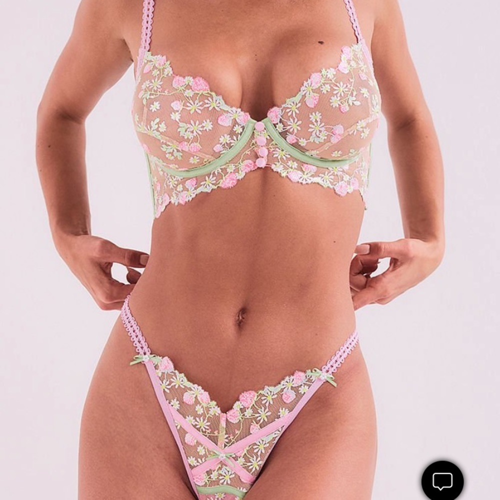 ISO For Love and Lemons Tutti Frutti Set